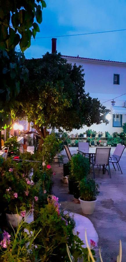 Costa-Rini Hotel Леонидион Экстерьер фото